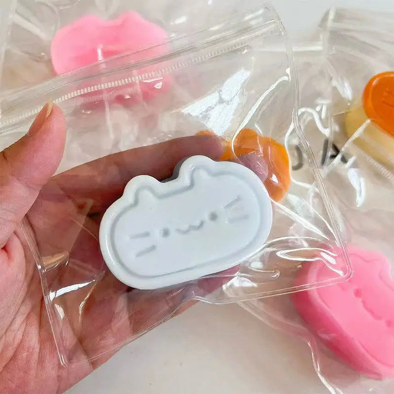 Garo Cat Pinch Cheese Kitten Decompression Toy